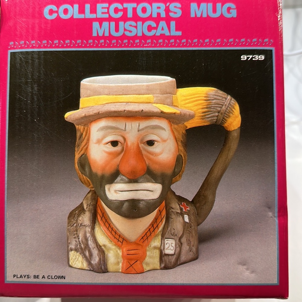 NIB Vintage Emmett Kelly Jr musical mug